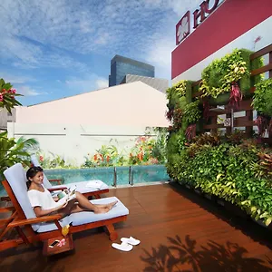 Clover 5 Hongkong Street Singapore